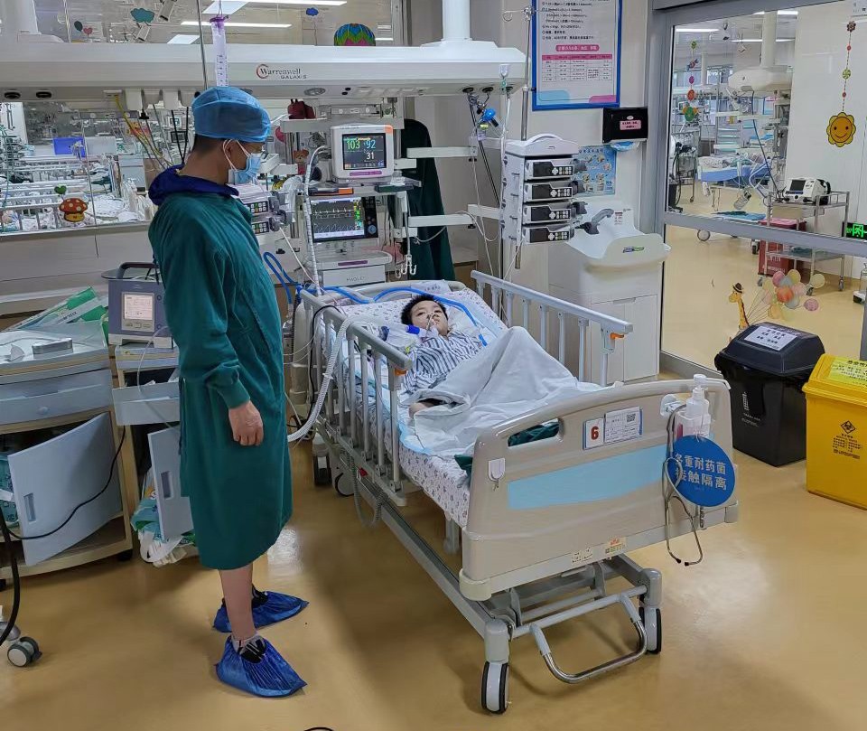 浑源县跨省救护车出租公司